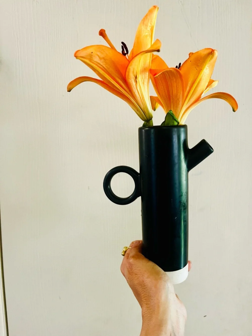 Crate & Barrel Minimalist Mid Century Modern Ceramic Japandi Scandinavian Vase